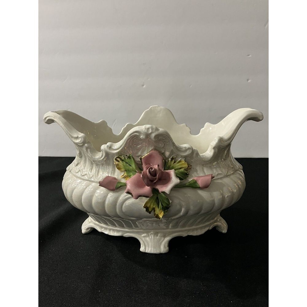 Vintage Italy‎ Capodimonte Footed Porcelain Centerpiece Bowl